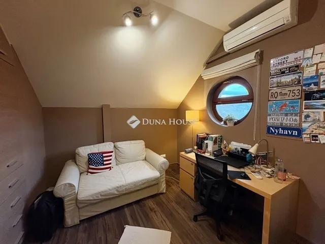 Eladó ház Budapest IV. kerület, Újpest 239 nm