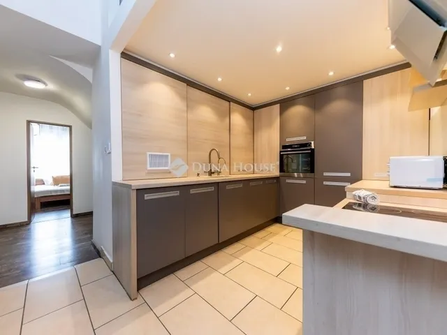 Eladó lakás Budapest VII. kerület, Ligetváros 129 nm