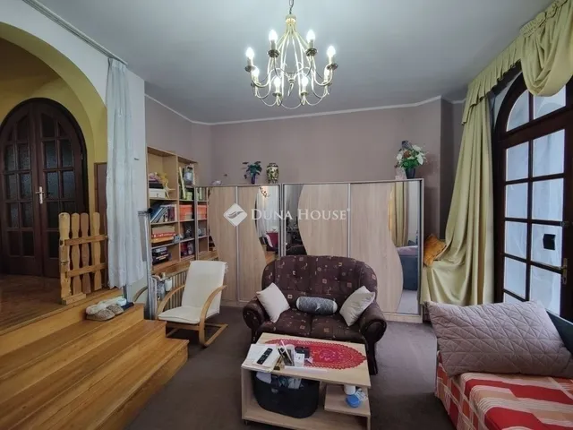 Eladó ház Vecsés 186 nm