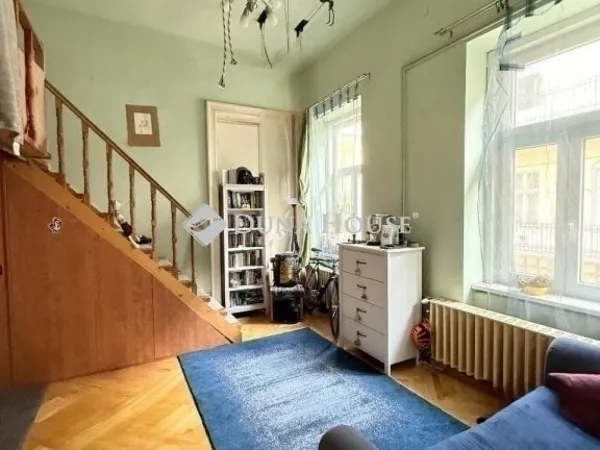Eladó lakás Budapest VI. kerület 74 nm