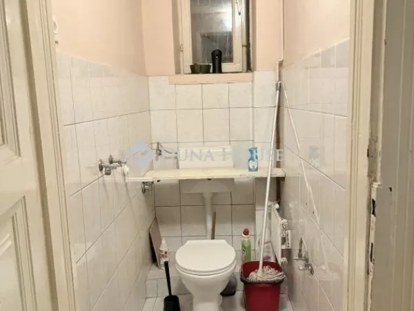 Eladó lakás Budapest VI. kerület 74 nm