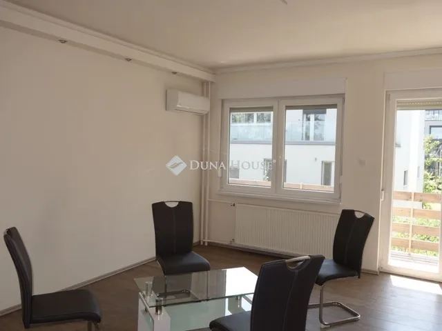 Eladó lakás Budapest II. kerület 63 nm