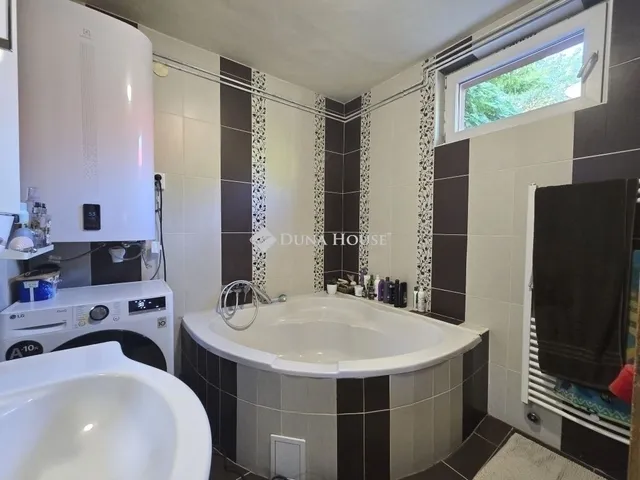 Eladó ház Pécel 101 nm