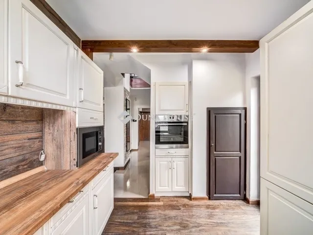 Eladó ház Budaörs 150 nm