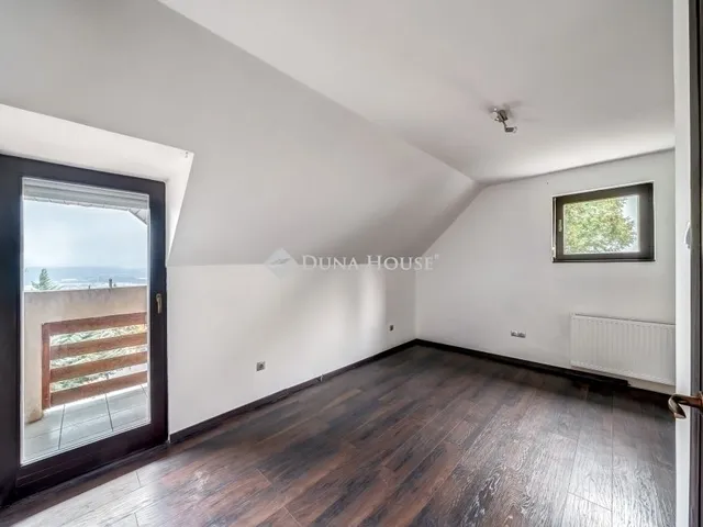 Eladó ház Budaörs 150 nm