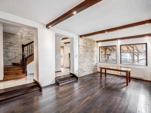 Eladó ház Budaörs 150 nm