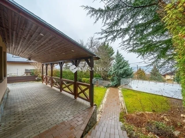 Eladó ház Budaörs 150 nm