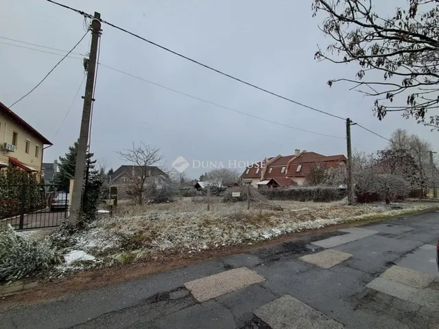 Eladó telek Budapest XVII. kerület 838 nm