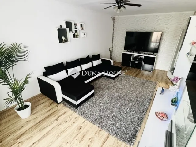 Eladó lakás Budapest XVII. kerület 73 nm