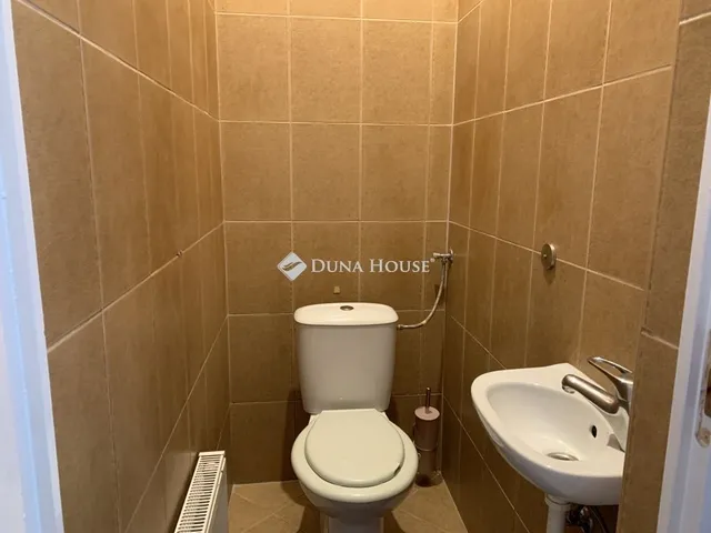 Eladó lakás Érd 132 nm