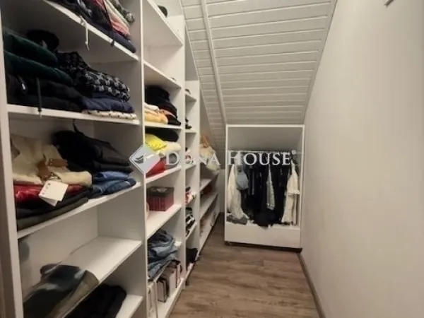 Eladó ház Vecsés 143 nm