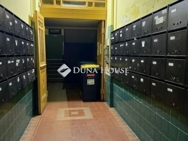 Eladó lakás Budapest VIII. kerület, Corvin negyed 38 nm