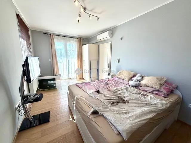 Eladó lakás Fót 120 nm