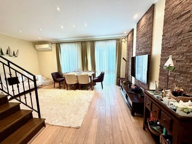 Eladó lakás Fót 120 nm