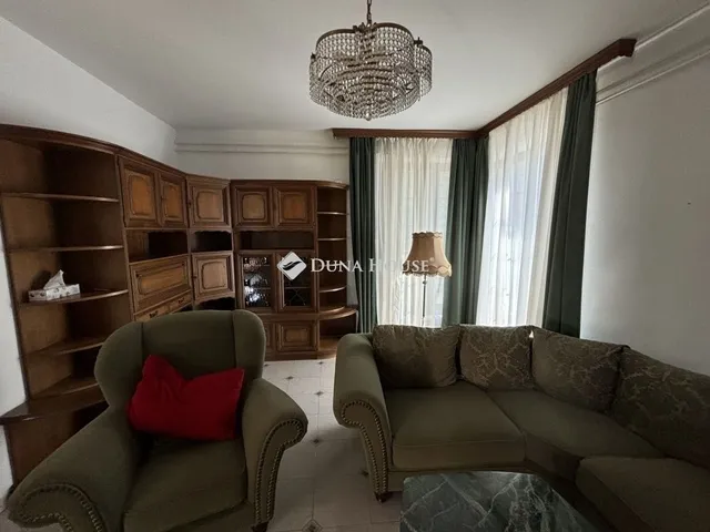 Eladó ház Budapest XVIII. kerület, Ganzkertváros 220 nm