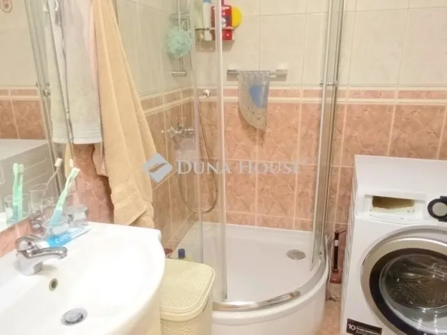 Eladó lakás Budapest III. kerület, Békásmegyer 74 nm