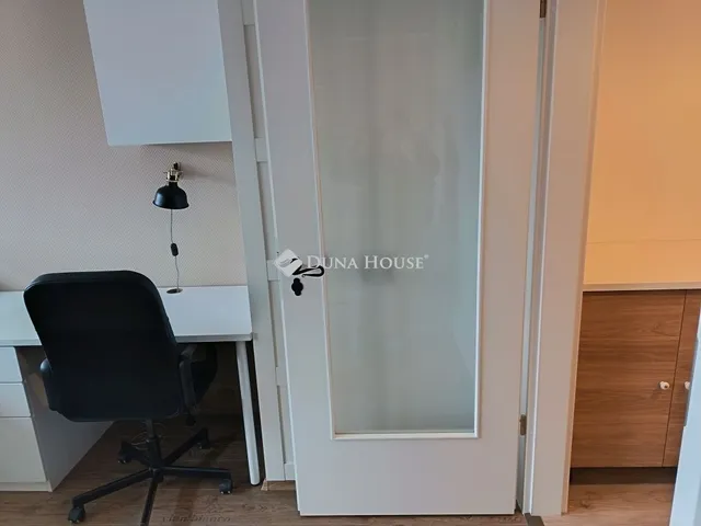 Eladó lakás Vác 66 nm