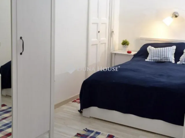 Eladó lakás Budapest V. kerület 76 nm