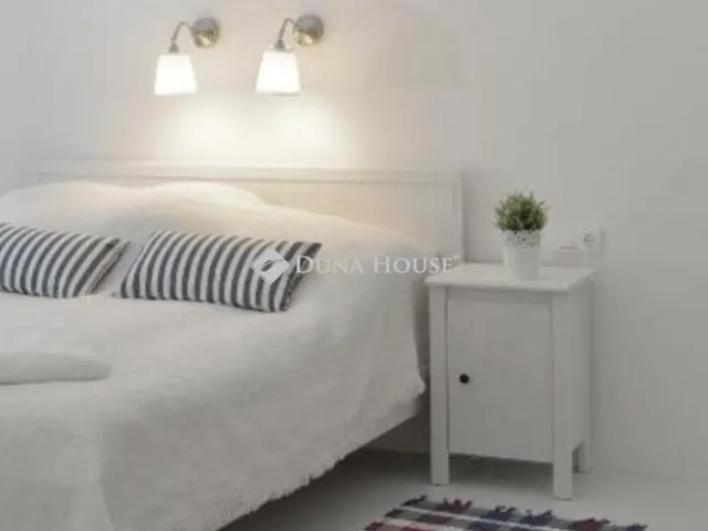 Eladó lakás Budapest V. kerület 76 nm