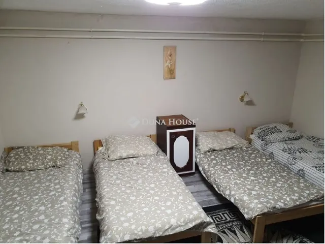 Eladó ház Budapest XX. kerület 276 nm