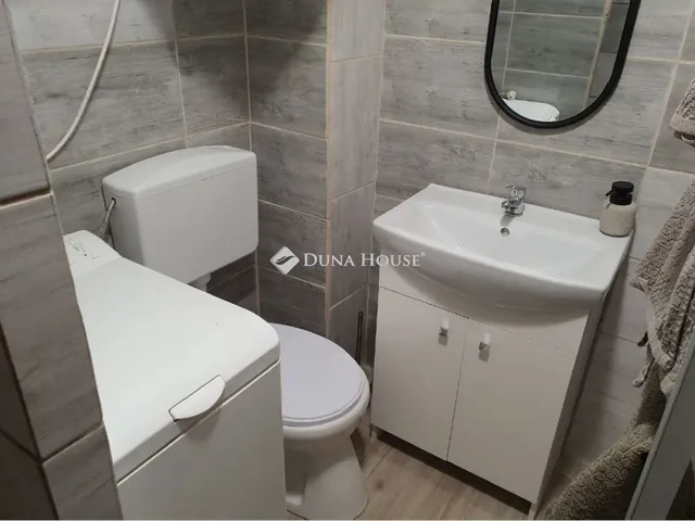 Eladó ház Budapest XX. kerület 276 nm