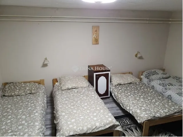 Eladó ház Budapest XX. kerület 276 nm