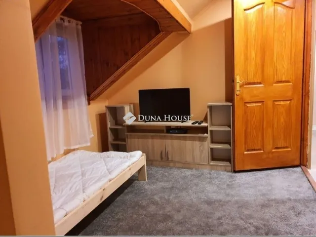 Eladó ház Budapest XX. kerület 276 nm