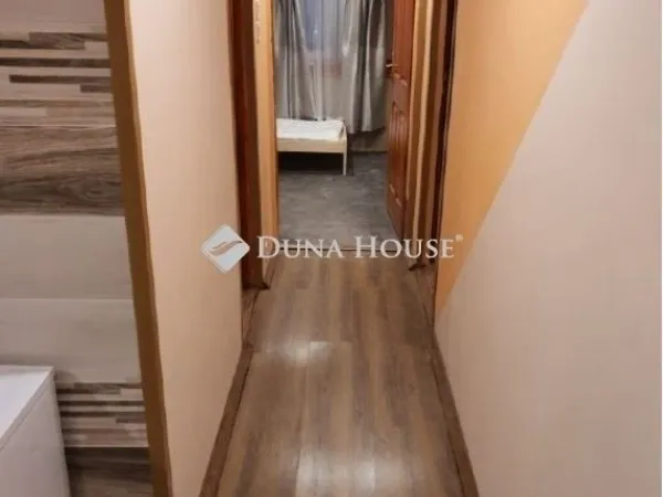 Eladó ház Budapest XX. kerület 276 nm