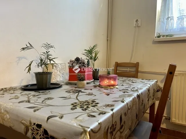 Eladó lakás Budapest XIV. kerület, Törökőr 56 nm