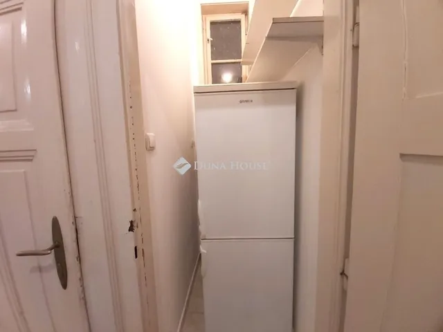 Eladó lakás Budapest VI. kerület 71 nm