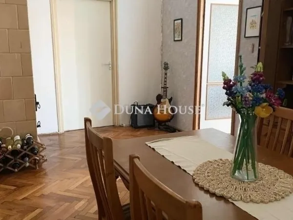 Eladó lakás Budapest VI. kerület, Nagykörúton kívüli terület 99 nm