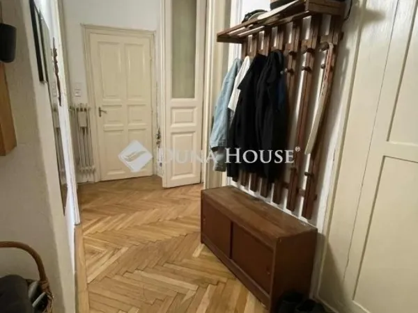 Eladó lakás Budapest VI. kerület, Nagykörúton kívüli terület 99 nm