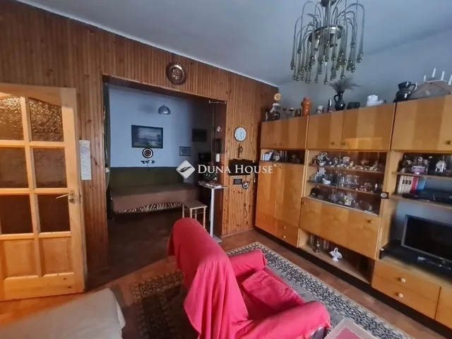 Eladó ház Budapest XX. kerület 234 nm