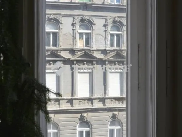Eladó lakás Budapest VIII. kerület 177 nm
