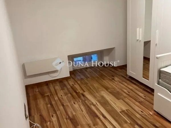 Eladó lakás Budapest VI. kerület, Nagykörúton kívüli terület 60 nm