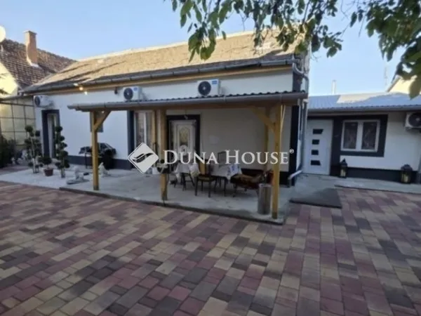 Eladó üdülő és hétvégi ház Budapest XX. kerület, Pesterzsébet 96 nm