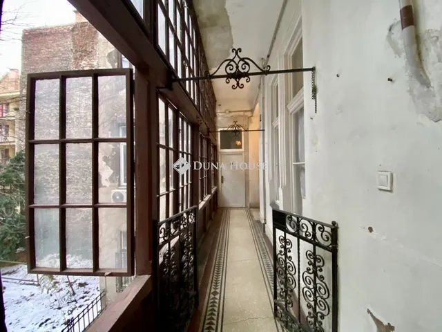 Eladó lakás Budapest VI. kerület, Nagykörúton kívüli terület 40 nm