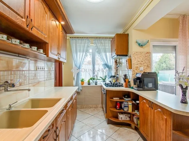 Eladó ház Budapest XVIII. kerület 176 nm