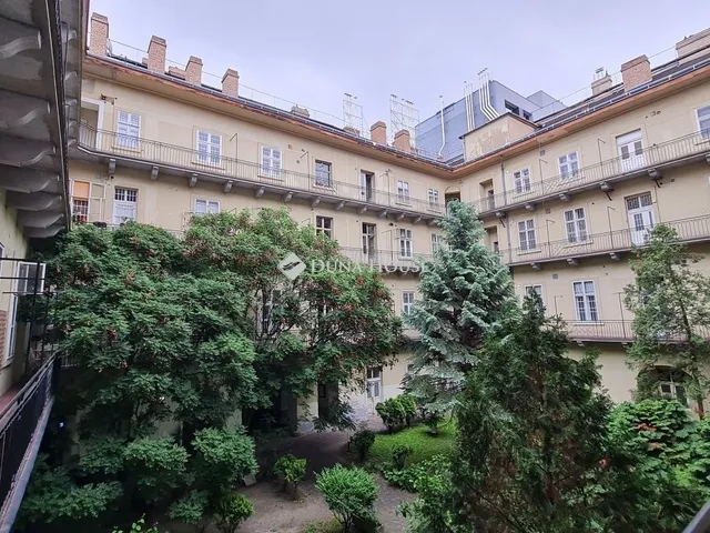 Eladó lakás Budapest V. kerület 152 nm