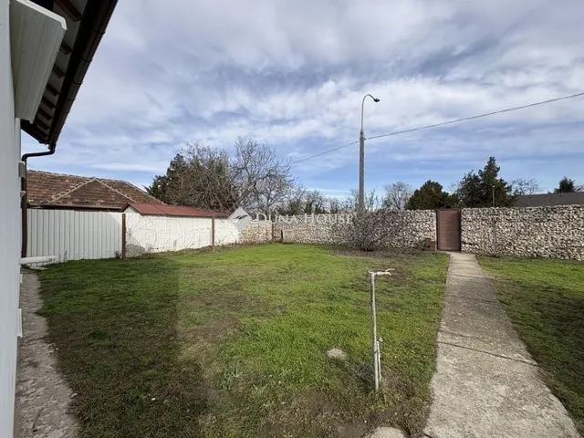 Eladó ház Gyál 177 nm
