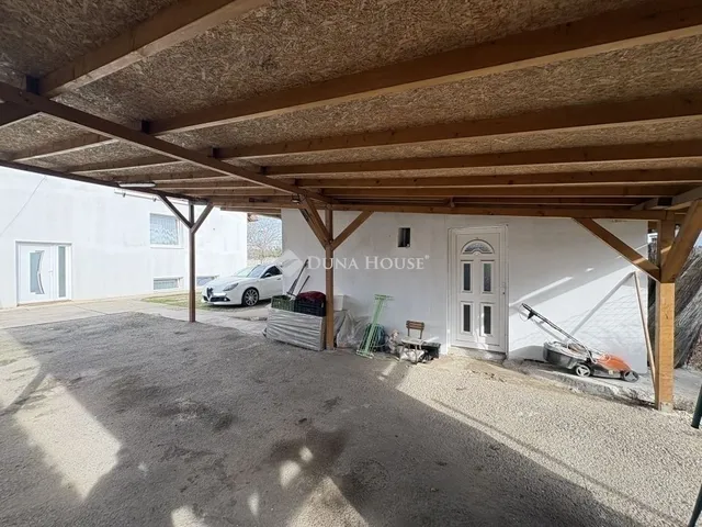 Eladó ház Gyál 177 nm