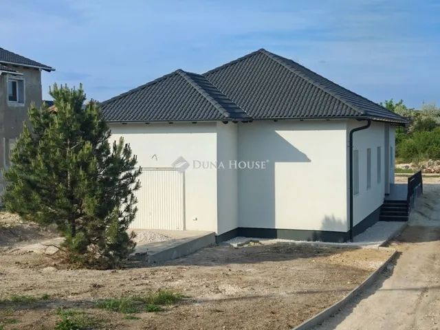 Eladó ház Érd 83 nm