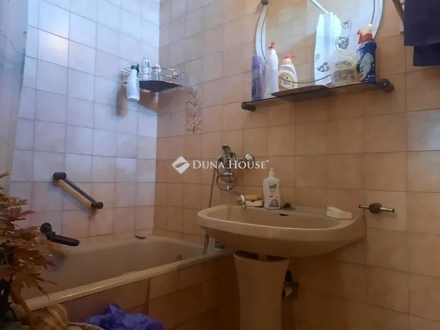 Eladó ház Budapest XVIII. kerület 65 nm