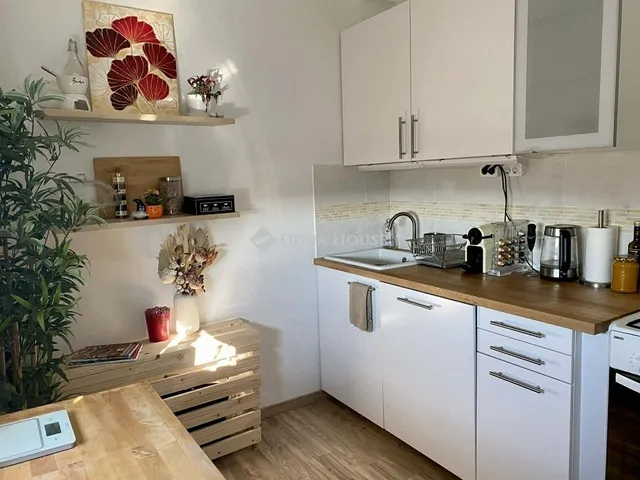 Eladó lakás Budapest VIII. kerület 54 nm