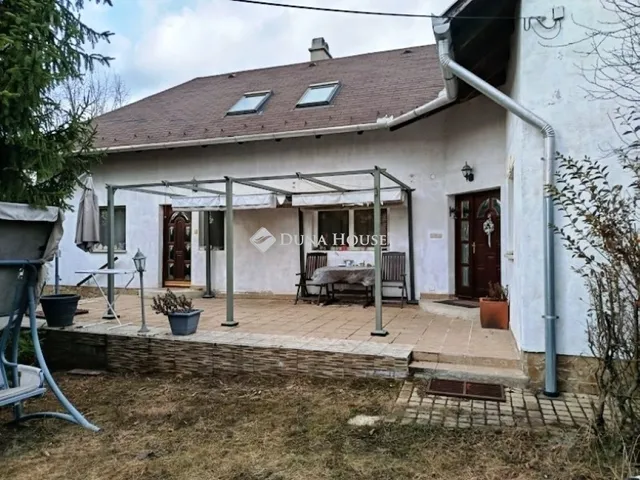 Eladó ház Érd 240 nm