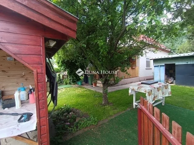 Eladó üdülő és hétvégi ház Budapest XXIII. kerület 64 nm