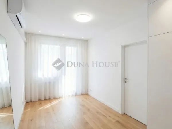 Eladó lakás Budapest X. kerület 68 nm