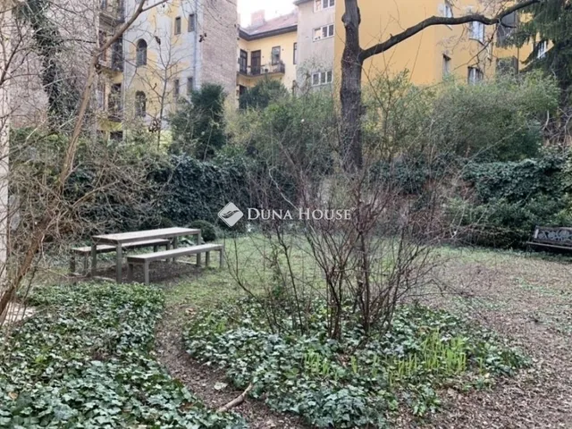 Eladó lakás Budapest XII. kerület 122 nm