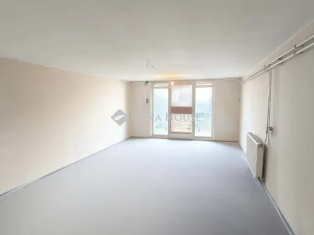 Eladó ház Ócsa 204 nm