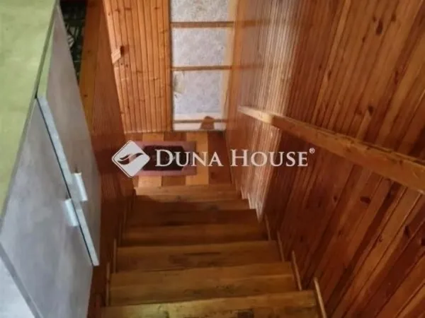 Eladó ház Ócsa 204 nm